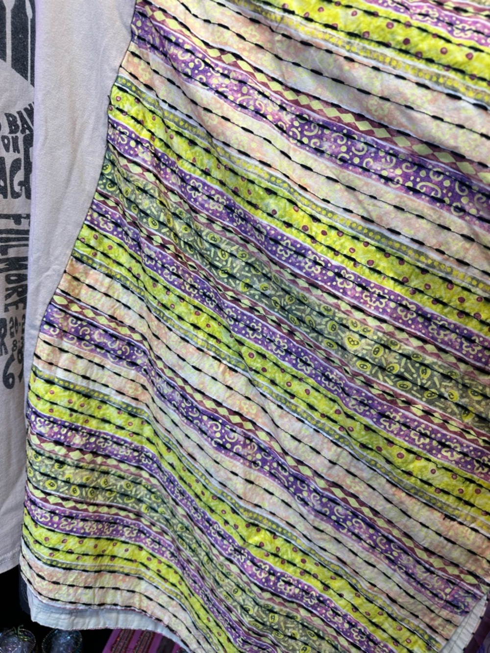 Janis Joplin Graphic Tee with Kantha kimono sleeves- Poncho style - Picture 5 of 9
